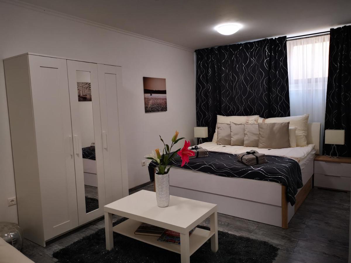 Luxury Basement In The Surrounding Of Budapest Apartment Mogyorod Luaran gambar