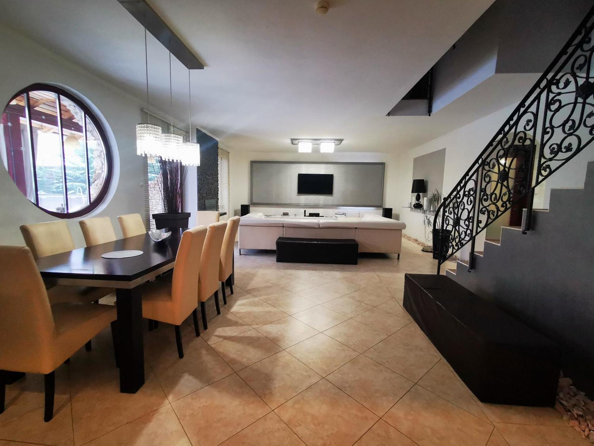Luxury Basement In The Surrounding Of Budapest Apartment Mogyorod Luaran gambar
